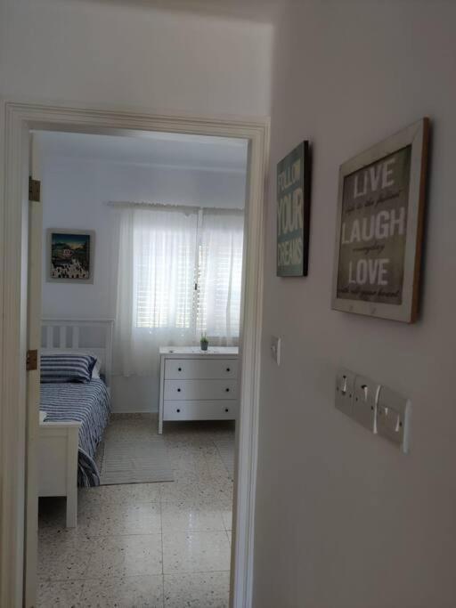 Rachel Suite By The Pool Paphos Bagian luar foto